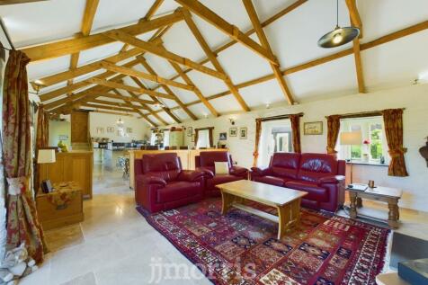 Open Plan Kitchen/Dining/Living Room