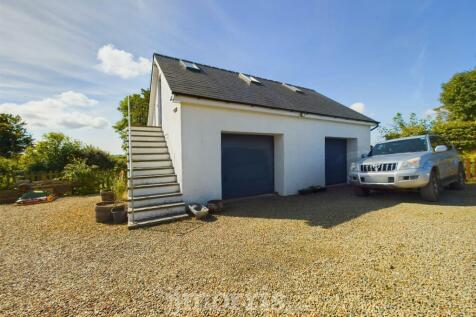 Double Garage/Workshop