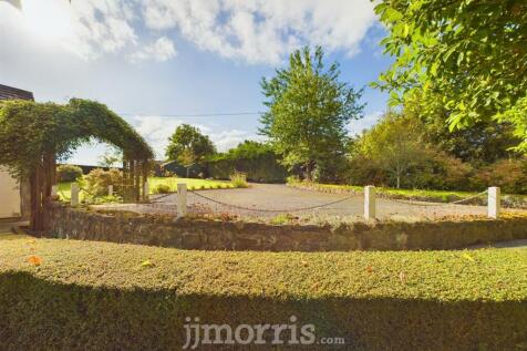 CAM01583G0-PR0187-STILL043.jpg