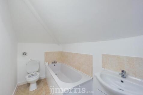 CAM01583G0-PR0175-STILL009.jpg