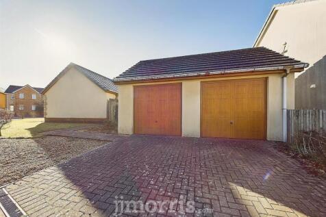 Double Garage