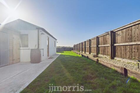 Outbuilding / Studio