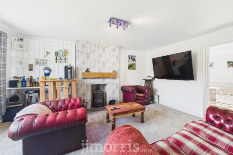 CAM01583G0-PR0241-STILL006.jpg
