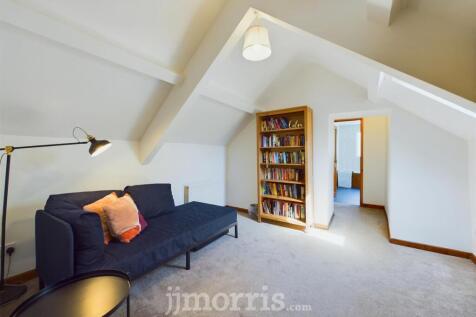 Walk-Through Study / Bedroom 4