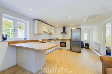 Lounge/Kitchen