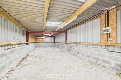 CAM02878G0-PR0010-STILL026.jpg
