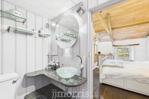 En Suite Shower Room