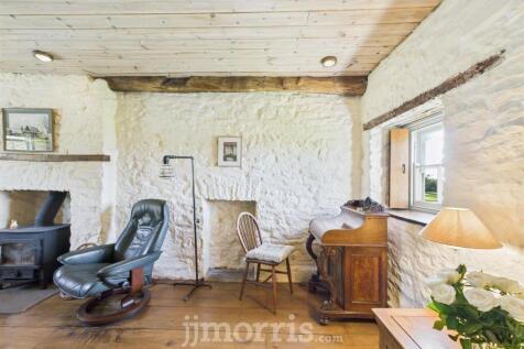 CAM02878G0-PR0012-STILL016.jpg