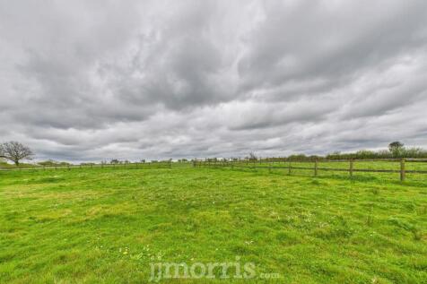 CAM02878G0-PR0021-STILL023.jpg