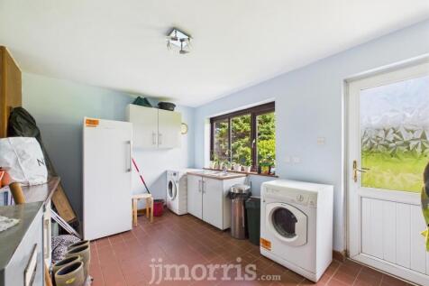 CAM02878G0-PR0030-STILL006.jpg
