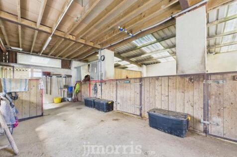 CAM02878G0-PR0027-STILL020.jpg