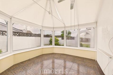 CAM02878G0-PR0035-STILL002.jpg