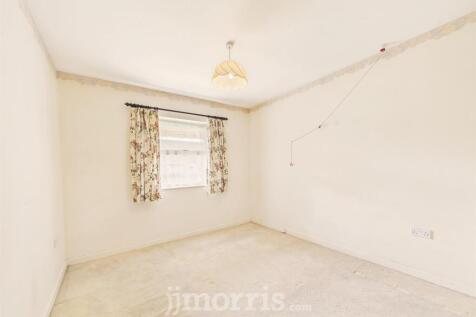 CAM02878G0-PR0079-STILL007.jpg