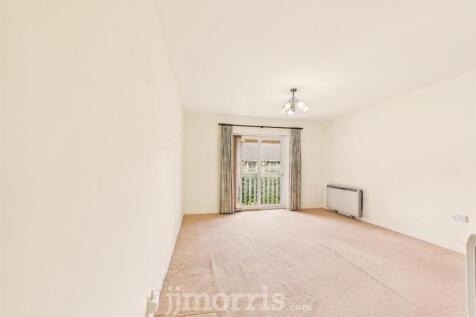 CAM02878G0-PR0079-STILL014.jpg