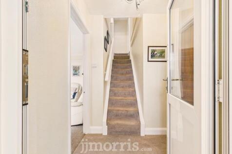 CAM02878G0-PR0036-STILL008.jpg