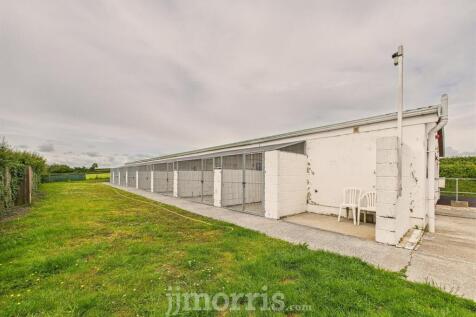 CAM02878G0-PR0036-STILL021.jpg