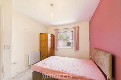 CAM02878G0-PR0039-STILL002.jpg