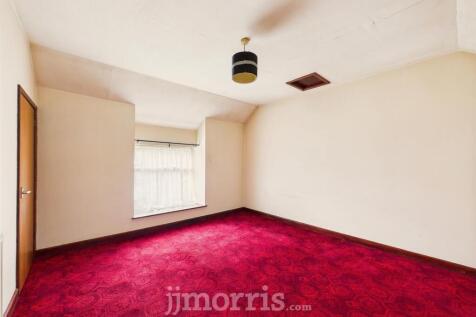 CAM02878G0-PR0068-STILL003.jpg