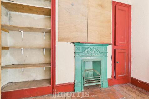 CAM02878G0-PR0069-STILL002.jpg