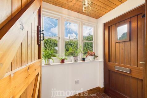 Entrance Porch
