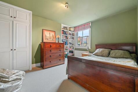 Brook Green - Bedroom.JPG
