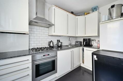 Blythe Road - Kitchen (4).JPG