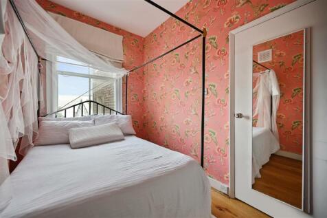 Blythe Road - Bedroom A (4).jpg