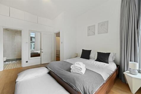 holland road- bedroom 9 (1).JPG