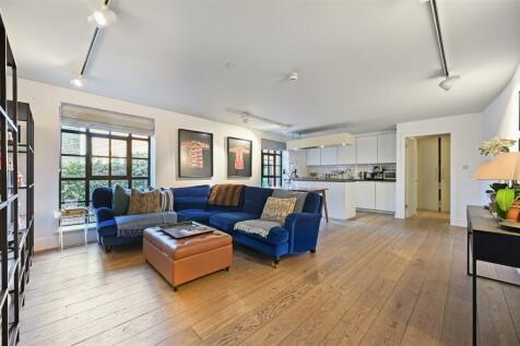 Felgate Mews - Reception3 (1).JPG