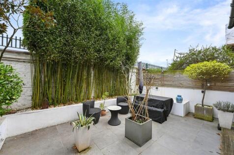 Frithville Gardens - Garden1 (1).JPG