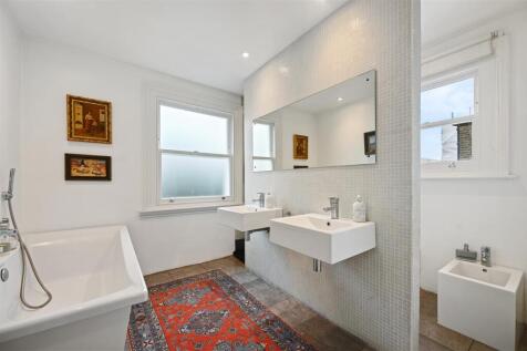 Frithville Gardens - Bathroom3 (1).JPG