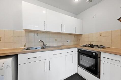 Sinclair Road - Kitchen.JPG