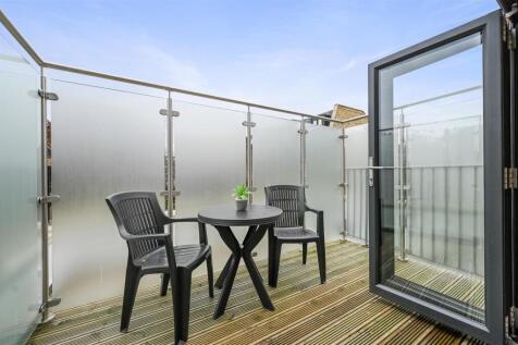Bloemfontein Road - Balcony1 (1).JPG
