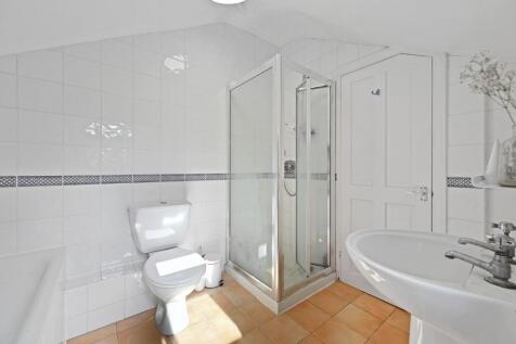 FBL - Grove Park Gardens - BathroomA3 (1).jpg