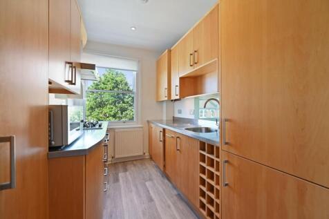 FBL - Sterndale Road - Kitchen3 (1).JPG
