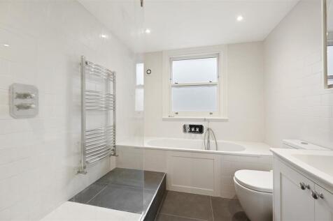 Carthew Road - Bathroom3 (1).JPG
