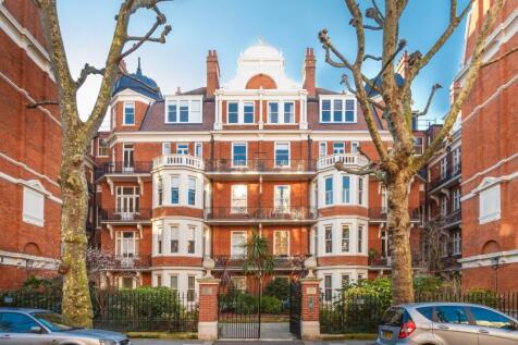 Fitzgeorge - Exterior