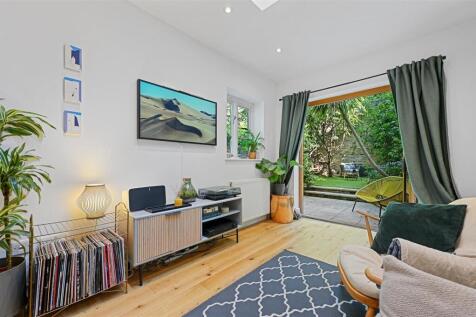 Stanlake Villas - ReceptionD3 (1).JPG