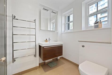 Avonmore Road - Ensuite
