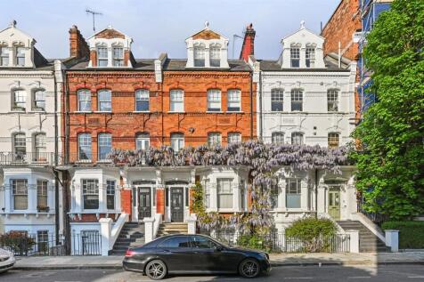 Avonmore Road - Exterior Wisteria.JPG