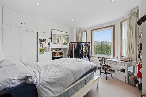 Stafford Mansions - BedroomA3 (1).JPG