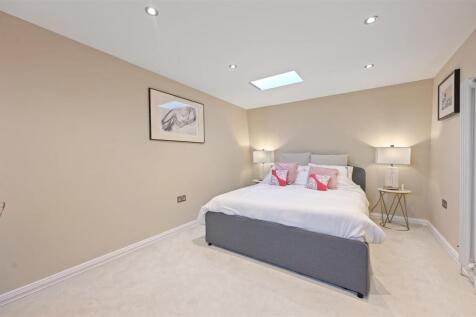 Minford Gardens - Bedroom3 (1).JPG