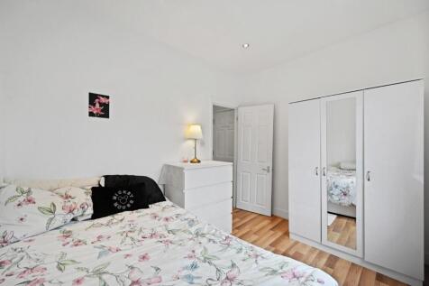 RCFLB- seagrave road- bedroom 9 (1).jpg
