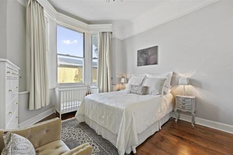 Sinclair Road - Bedroom.jpg