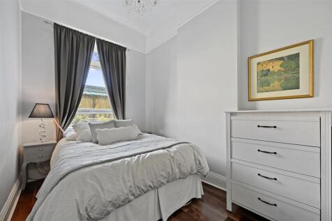 Sinclair Road - Bedroom.jpg