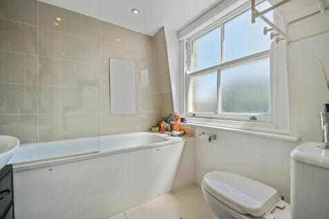 CCFBL - Batoum Gardens Bathroom 3 (1).jpg