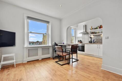 FB - Hammersmith Grove - ReceptionB3 (1).JPG