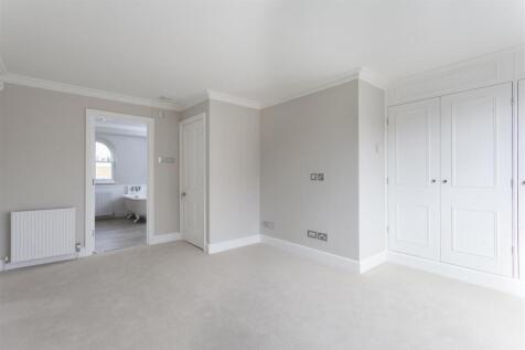 Faroe Road  - Bedroom 2 (2).jpg