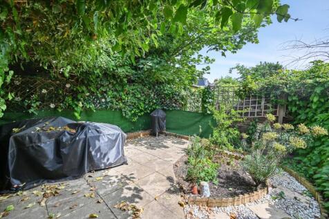 RCFBL- carthew villas- garden 1 (1).jpg