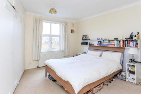 Lettings Hammersmith Maclise Road  - Bedroom.jpg